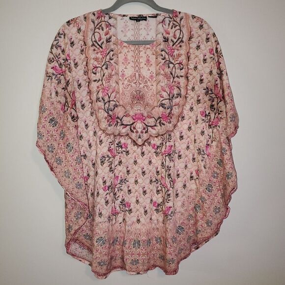TOLANI COLLECTION PINK COQUETTE FLORAL PRINT BATWING TOP SIZE XS - Picture 1 of 5
